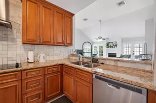 12727 Ashford Knoll Dr, Houston, TX 77082 - Photo 19