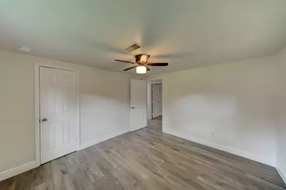 3115 Michael Street, Bacliff, TX 77518 - Photo 15