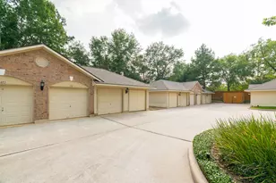6607 Lake Woodlands Dr, The Woodlands, TX 77382 - Photo 15