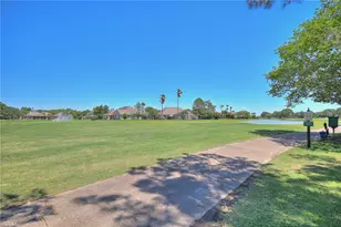 515 Silver Leaf Ct, Pearland, TX 77584 - Photo 35