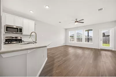 7819 Wyndham Harbor Court, Richmond, TX 77407 - Photo 17