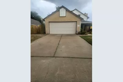 8015 Crestwick Drive, Houston, TX 77083 - Photo 9