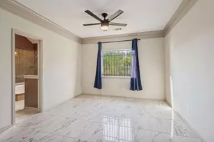 8015 Crestwick Dr, Houston, TX 77083 - Photo 13
