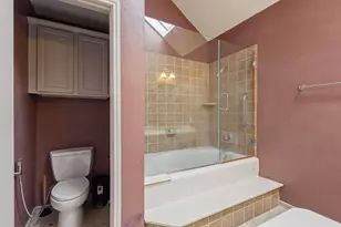 8015 Crestwick Dr, Houston, TX 77083 - Photo 17