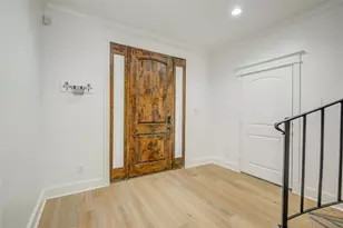 5002 Eigel St, Houston, TX 77007 - Photo 3