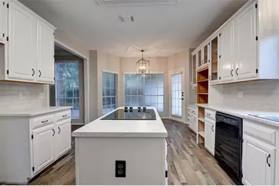 539 W North Hill Drive, Spring, TX 77388 - Photo 9