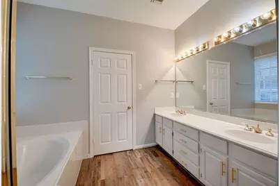 539 W North Hill Drive, Spring, TX 77388 - Photo 21