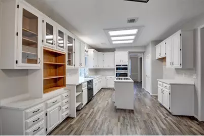 539 W North Hill Drive, Spring, TX 77388 - Photo 11