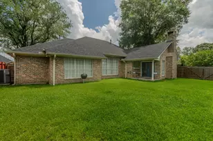 7650 Colonial Dr, Beaumont, TX 77707 - Photo 25