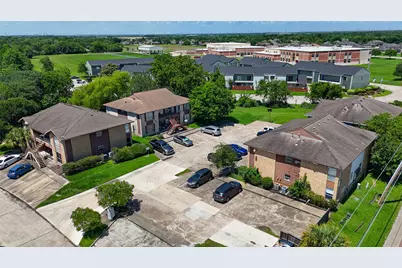 4017 Briar Hollow Drive, Dickinson, TX 77539 - Photo 21