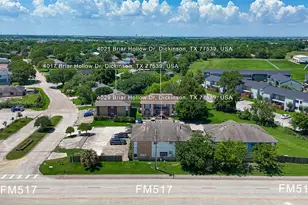 4017 Briar Hollow Dr, Dickinson, TX 77539 - Photo 3