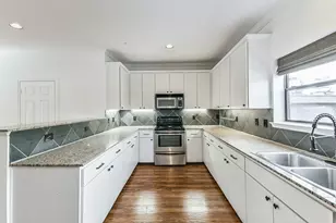 17 Waugh Dr, Houston, TX 77007 - Photo 13