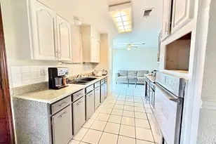 10719 Carvel Ln, Houston, TX 77072 - Photo 9