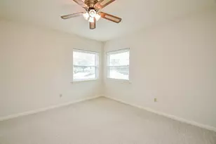 3815 Meadow Spring Dr, Sugar Land, TX 77479 - Photo 19