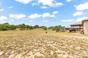 254 Broken Arrow, Floresville, TX 78114 - Photo 43