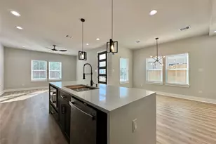 2444 Carmel St, Houston, TX 77091 - Photo 9