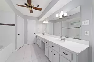 1 Rolling Mill Ln, The Woodlands, TX 77380 - Photo 31