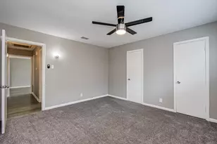 9410 Highmeadow Dr, Houston, TX 77063 - Photo 21