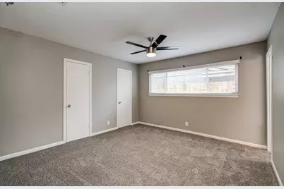 9410 Highmeadow Drive, Houston, TX 77063 - Photo 19