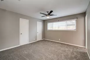 9410 Highmeadow Dr, Houston, TX 77063 - Photo 19