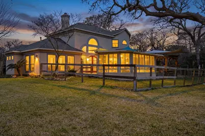 527 S Ohio Avenue, La Porte, TX 77571 - Photo 5