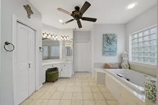 527 S Ohio Ave, La Porte, TX 77571 - Photo 17