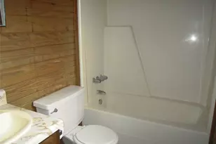 24605 Pools Creek E, Huntsville, TX 77320 - Photo 5