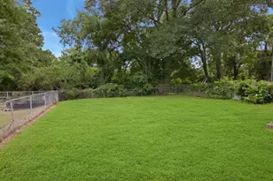 406 Bardash St, Cleveland, TX 77327 - Photo 25