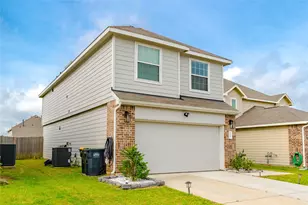 2835 August Mist Ln, Conroe, TX 77304 - Photo 3