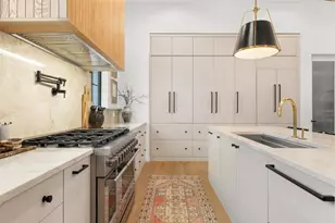 432 S Garrett Cir, Bellville, TX 77418 - Photo 13