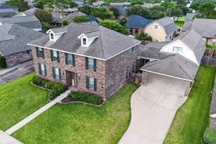 2209 Cochise Trail, League City, TX 77573 - Photo 3