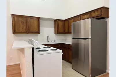 2305 55th Street #3, Galveston, TX 77551 - Photo 3