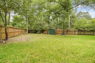 1998 Lake Creek Dr, Houston, TX 77339 - Photo 35