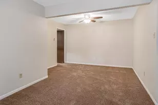 1998 Lake Creek Dr, Houston, TX 77339 - Photo 19