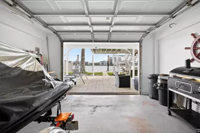 906 91st Street, Galveston, TX 77554 - Photo 13