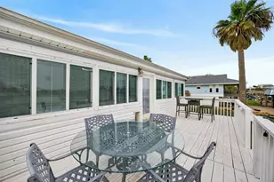 906 91st St, Galveston, TX 77554 - Photo 43