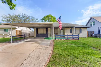 2918 15th Avenue N, Texas City, TX 77590 - Photo 1