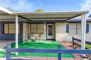 2918 15th Ave N, Texas City, TX 77590 - Photo 3