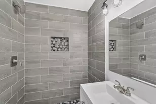5127 W Bellfort Ave, Houston, TX 77035 - Photo 9