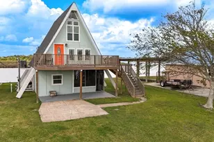 239 Redfish Dr, Freeport, TX 77541 - Photo 1