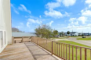 239 Redfish Dr, Freeport, TX 77541 - Photo 11