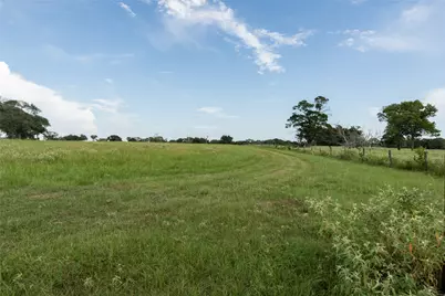 000 Aztec Lane, New Ulm, TX 78950 - Photo 11