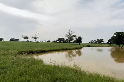 000 Aztec Lane, New Ulm, TX 78950 - Photo 17