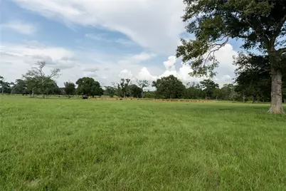 000 Aztec Lane, New Ulm, TX 78950 - Photo 15