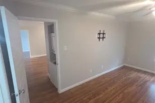 2350 Bering Dr, Houston, TX 77057 - Photo 9