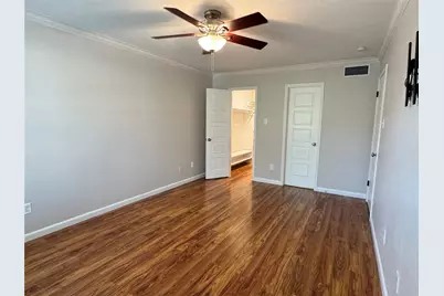 2250 Bering Drive, Houston, TX 77057 - Photo 9