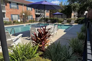 2350 Bering Dr, Houston, TX 77057 - Photo 15