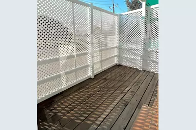 927 27th Street, Dickinson, TX 77539 - Photo 13