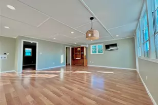 927 27th St, Dickinson, TX 77539 - Photo 17