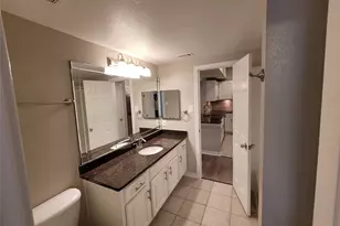 2350 Westcreek Ln, Houston, TX 77027 - Photo 11